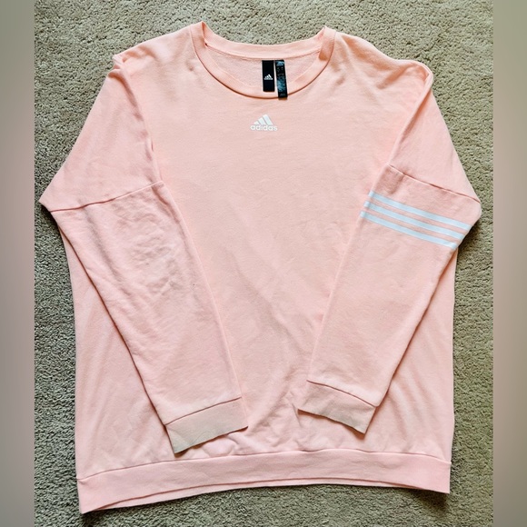 adidas Tops - Adidas Sweatshirt! 🎀